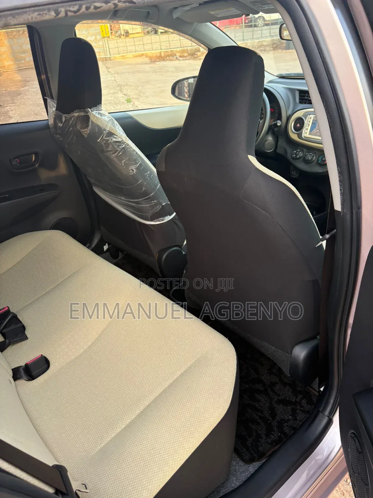 Toyota Vitz 1.3 AWD 5dr 2013 Pink