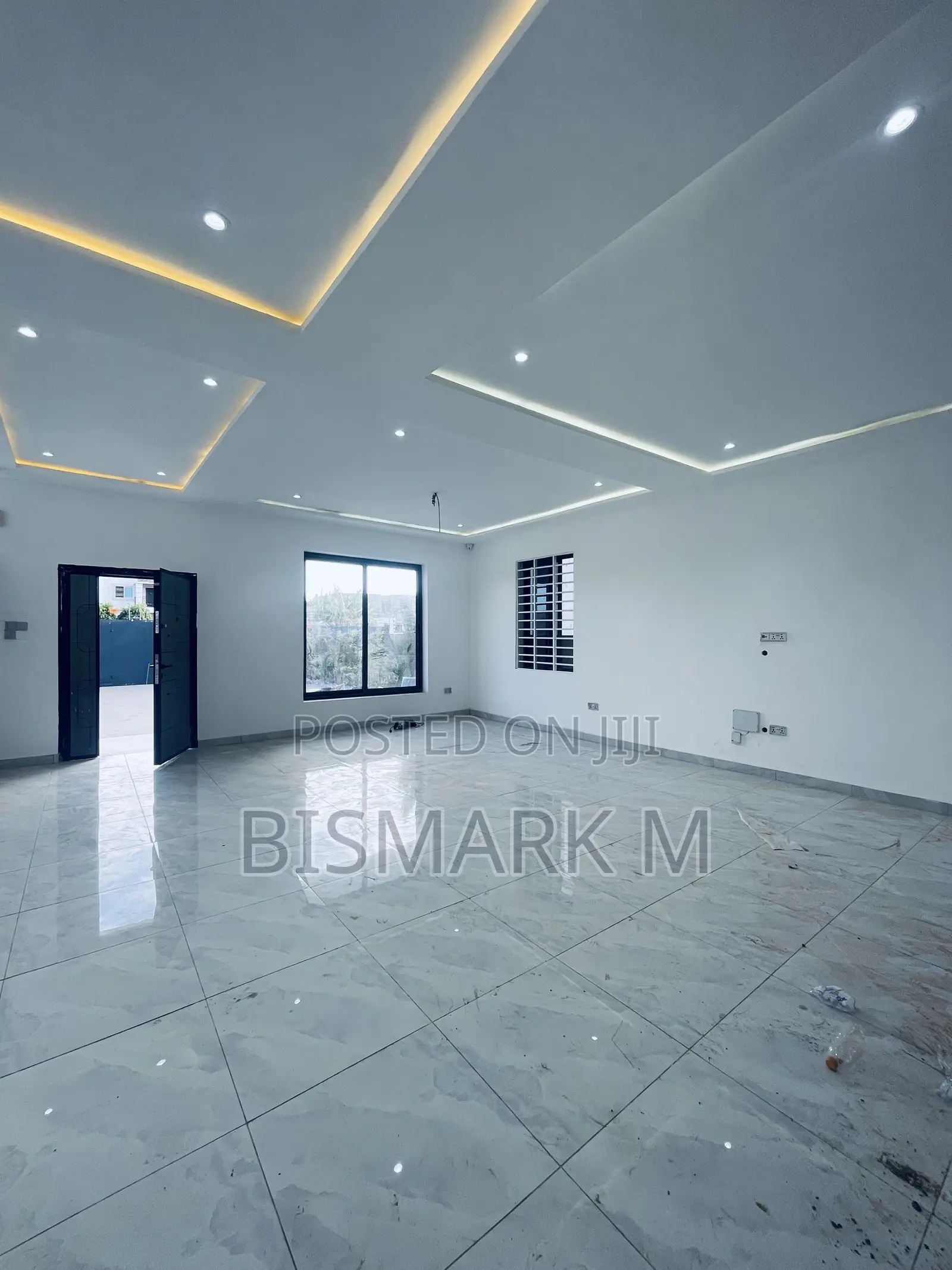 4bdrm House in Ashaley Botwe for sale