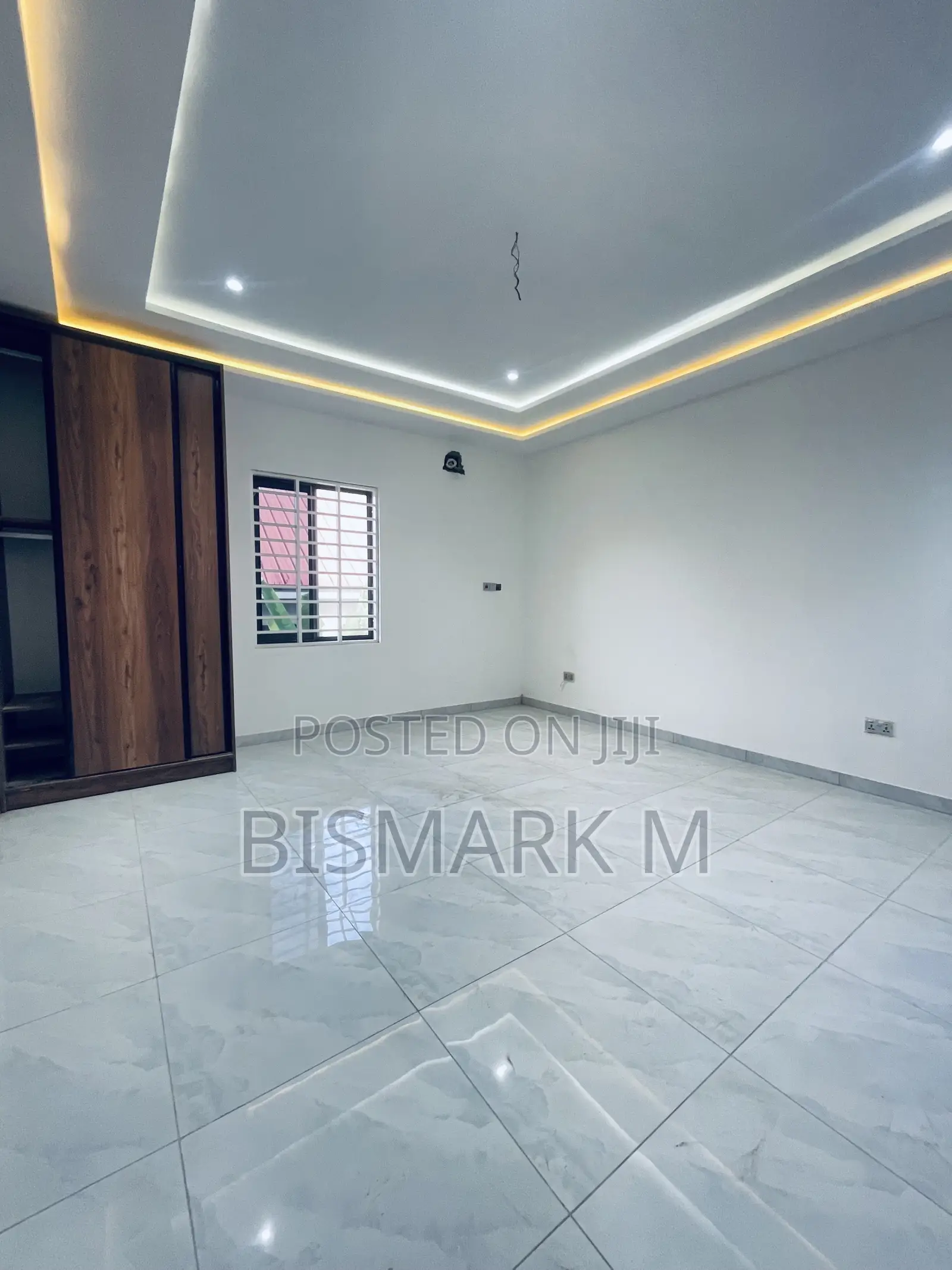 4bdrm House in Ashaley Botwe for sale