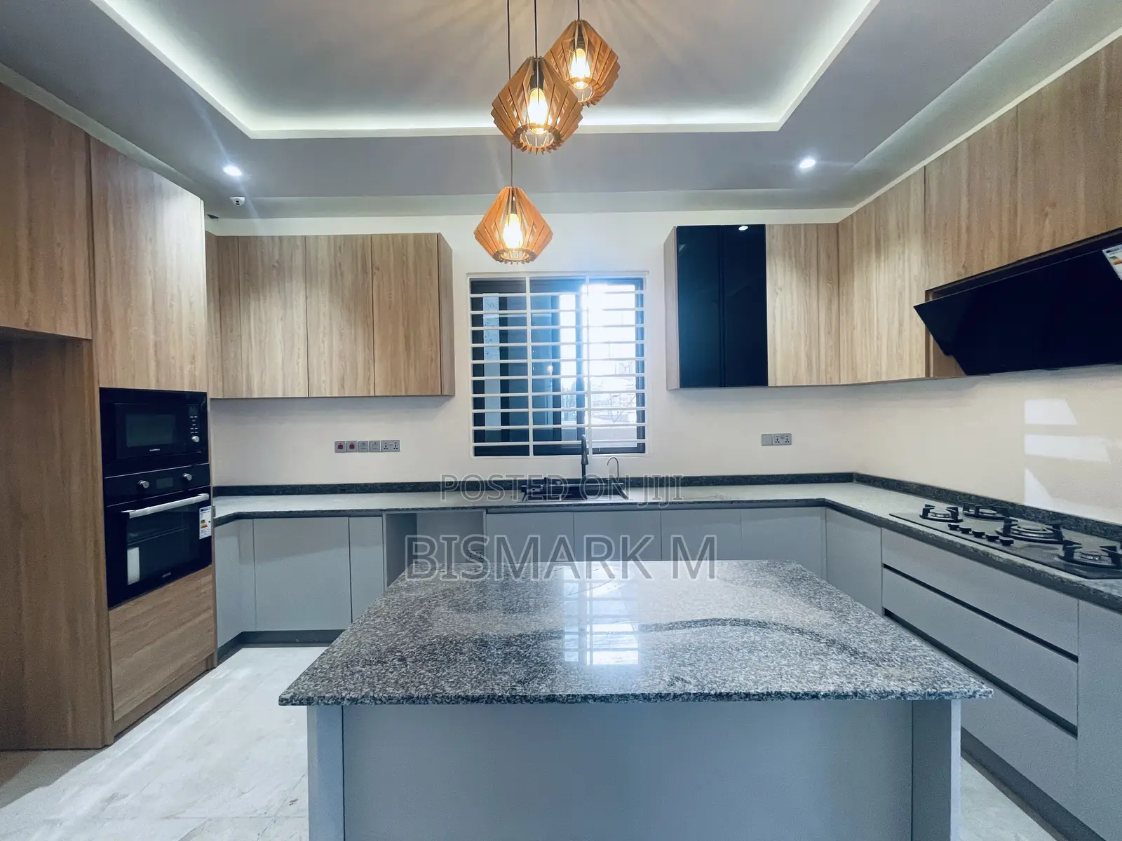 4bdrm House in Ashaley Botwe for sale