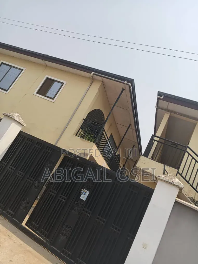 2bdrm Apartment in Amrahia, Accra Metropolitan for rent