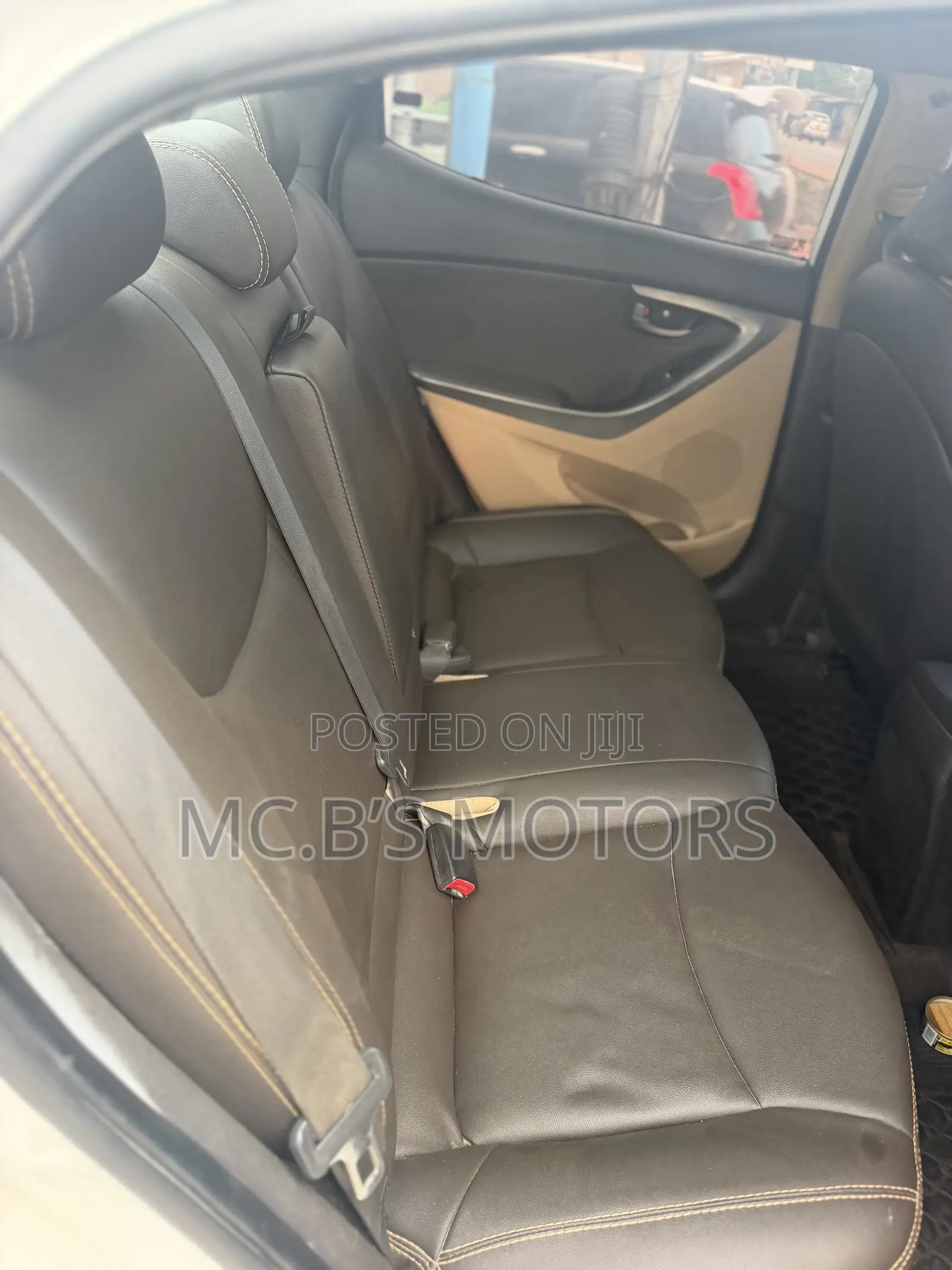 Hyundai Elantra 2013 White