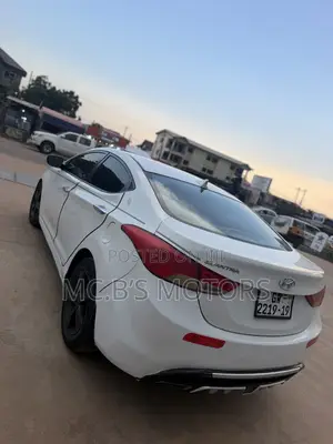 Hyundai Elantra 2013 White