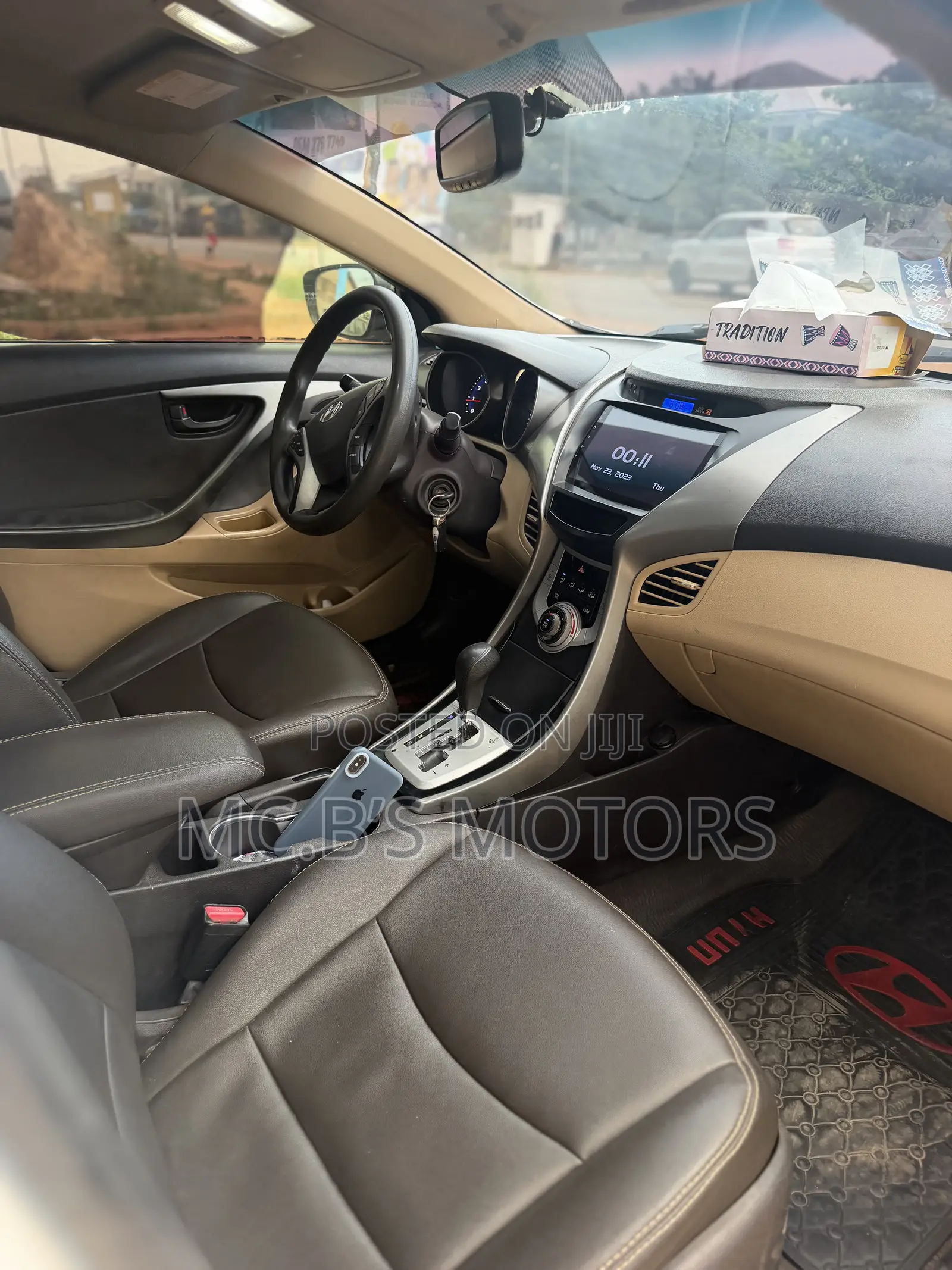 Hyundai Elantra 2013 White