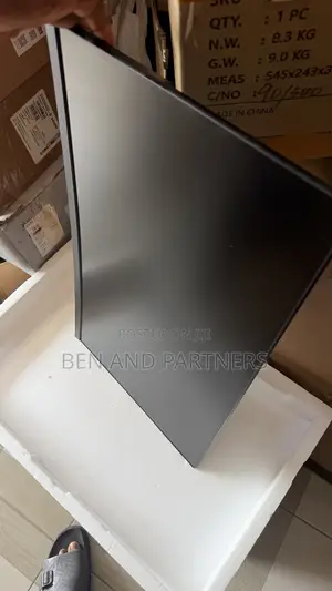 27” QHD, 180hz, 1ms GAMING MONITOR