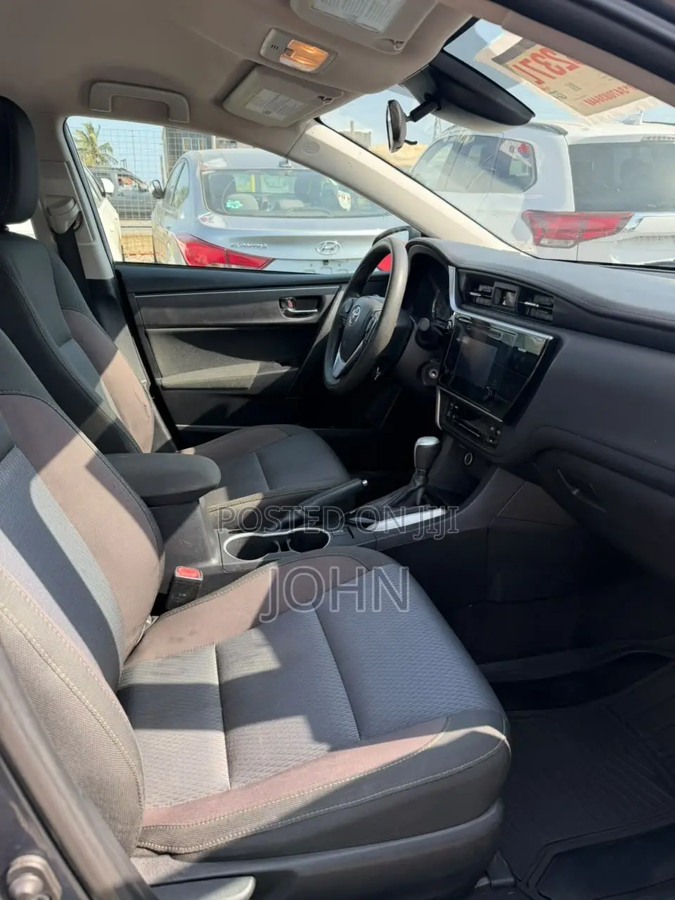 Toyota Corolla LE ECO 4dr Sedan (1.8L 4cyl CVT) 2017 Gray