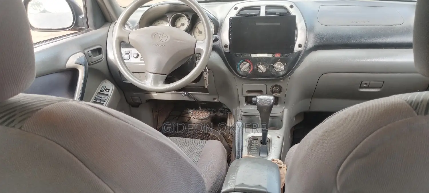 Toyota RAV4 2008 Green