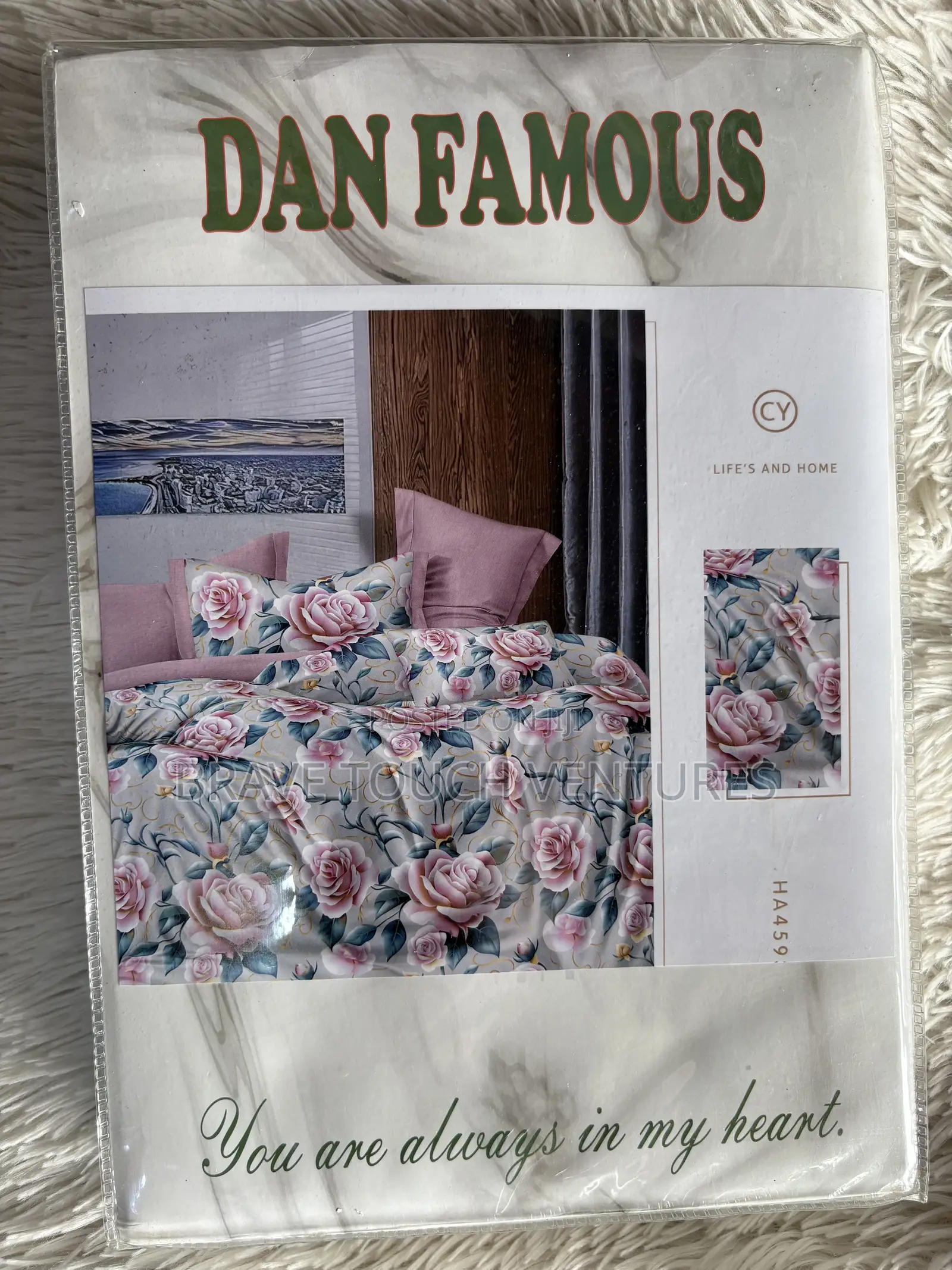 Double Size Bedsheet With 2 Pillow Case