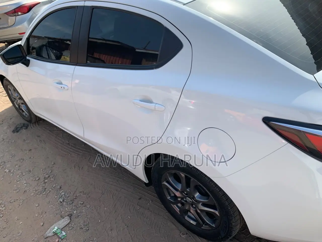 Toyota Yaris 2019 White