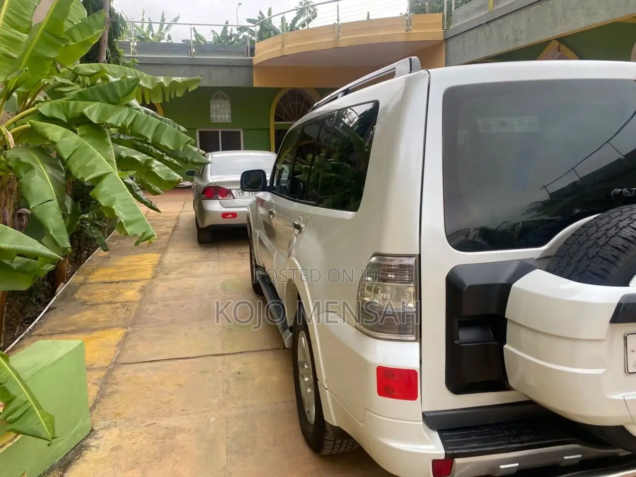 Mitsubishi Pajero V80 3.2 DI-D 2014 White