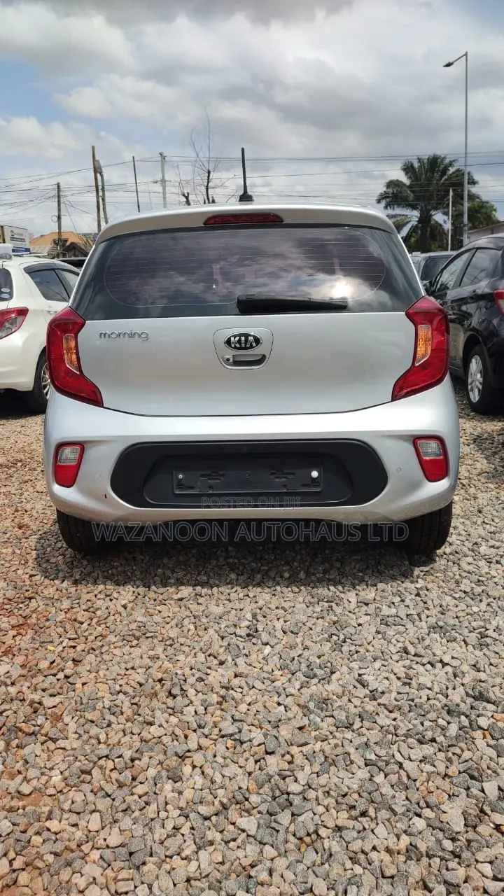 Kia Morning 2018 Silver