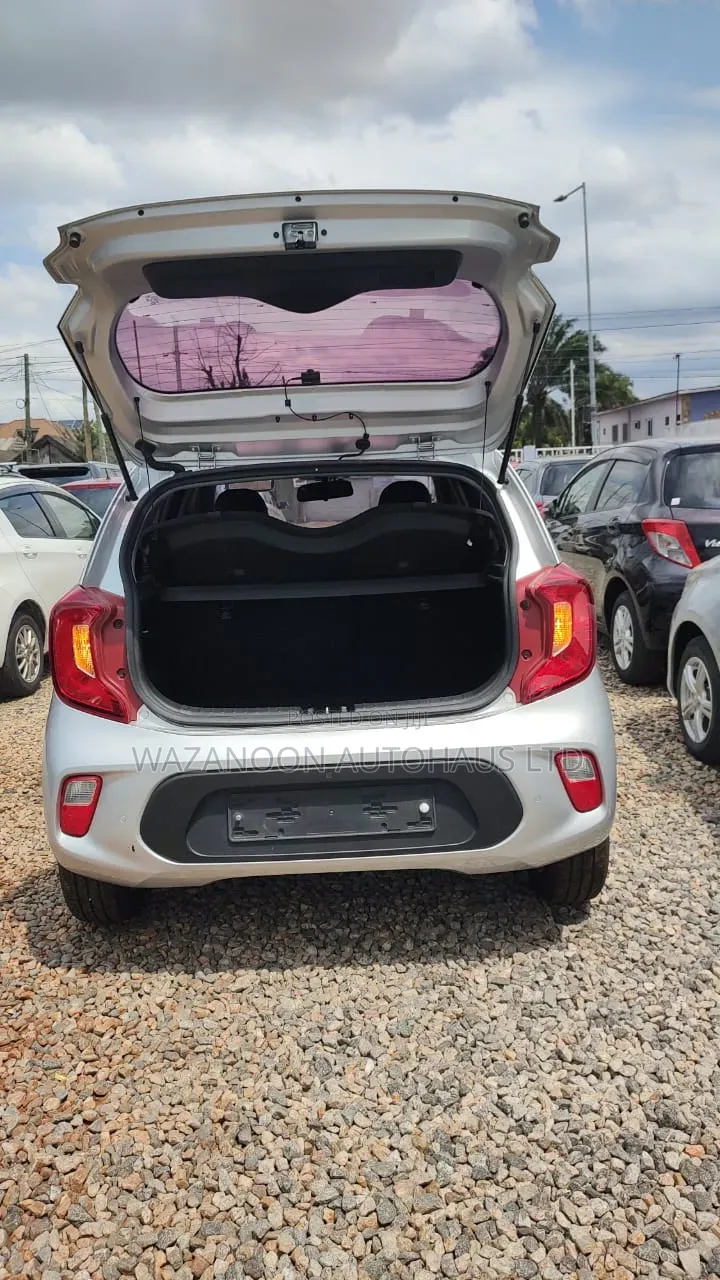 Kia Morning 2018 Silver