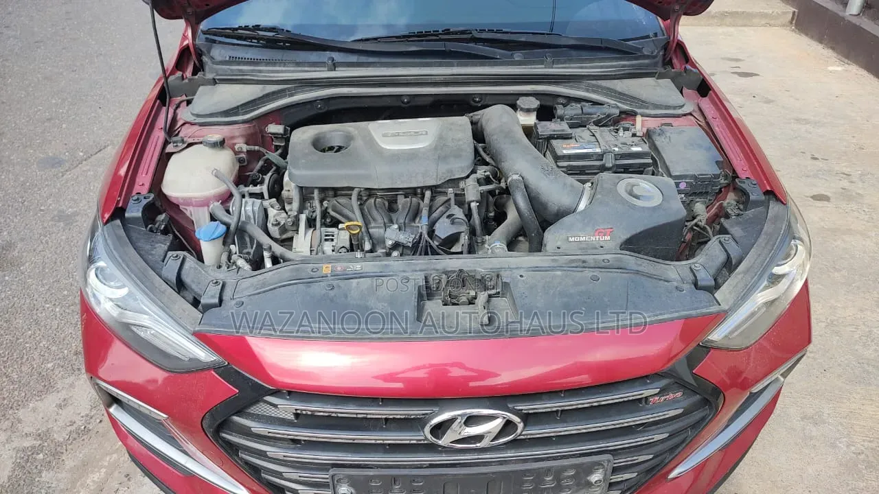 Hyundai Avante 2017 Red