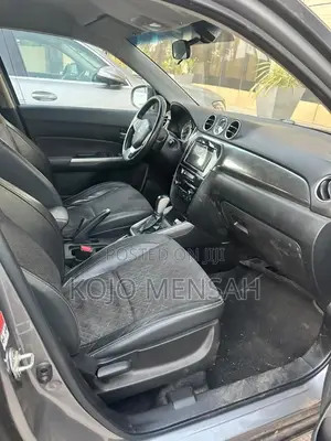 Suzuki Vitara 2021 Gray