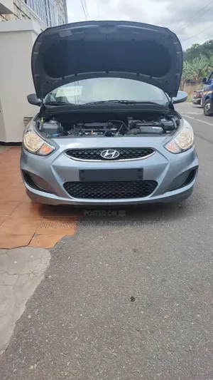 Hyundai Accent SE 2018 Gray