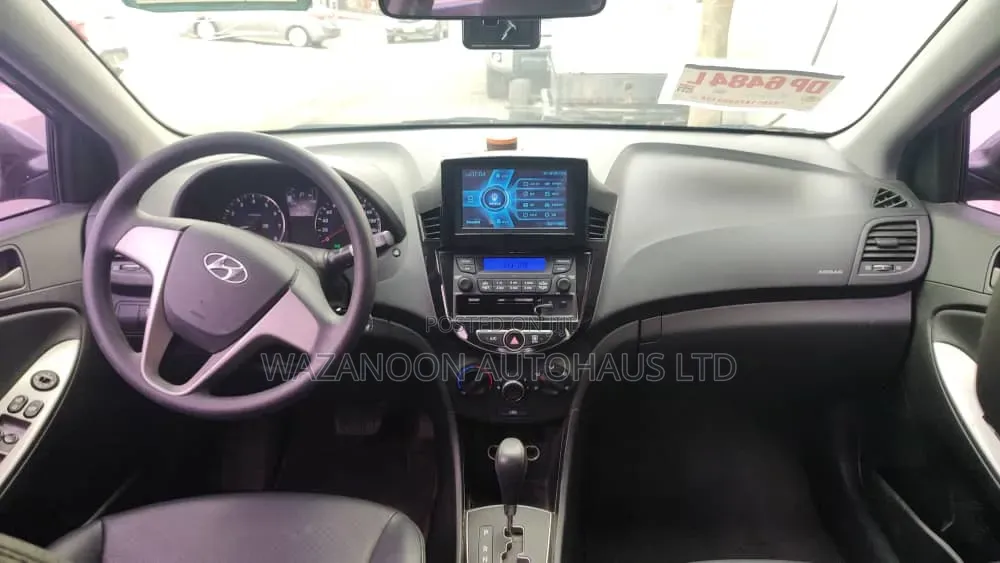 Hyundai Accent SE 2018 Gray