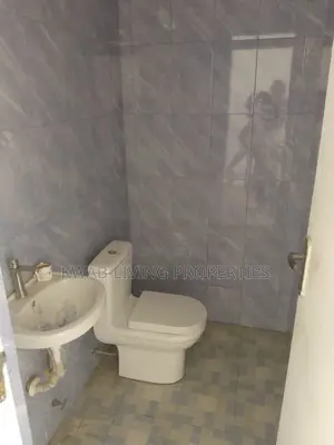 Shop Space at Ashaley Botwe School Junction, Nana Junction.