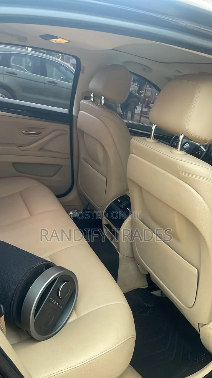 BMW 528i 2015 Black