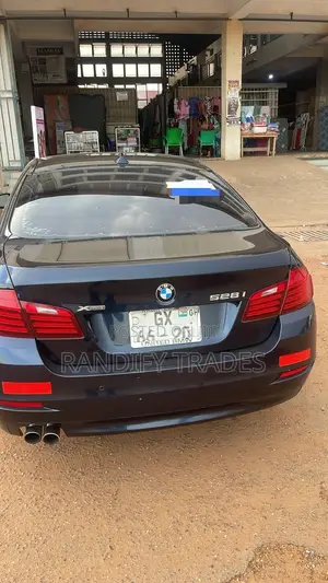 BMW 528i 2015 Black