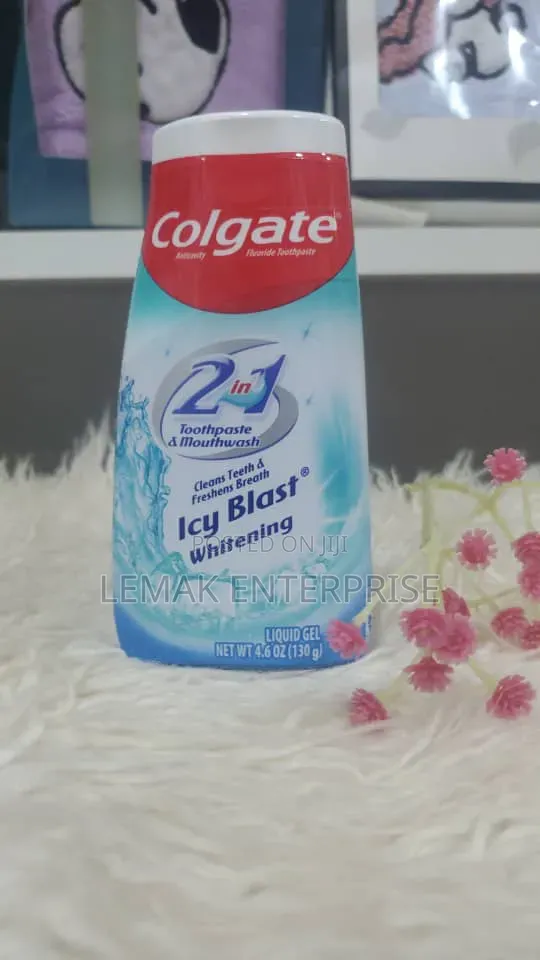Colgate 2-in-1 Icy Blast Whitening Liquid Gel (130 G).