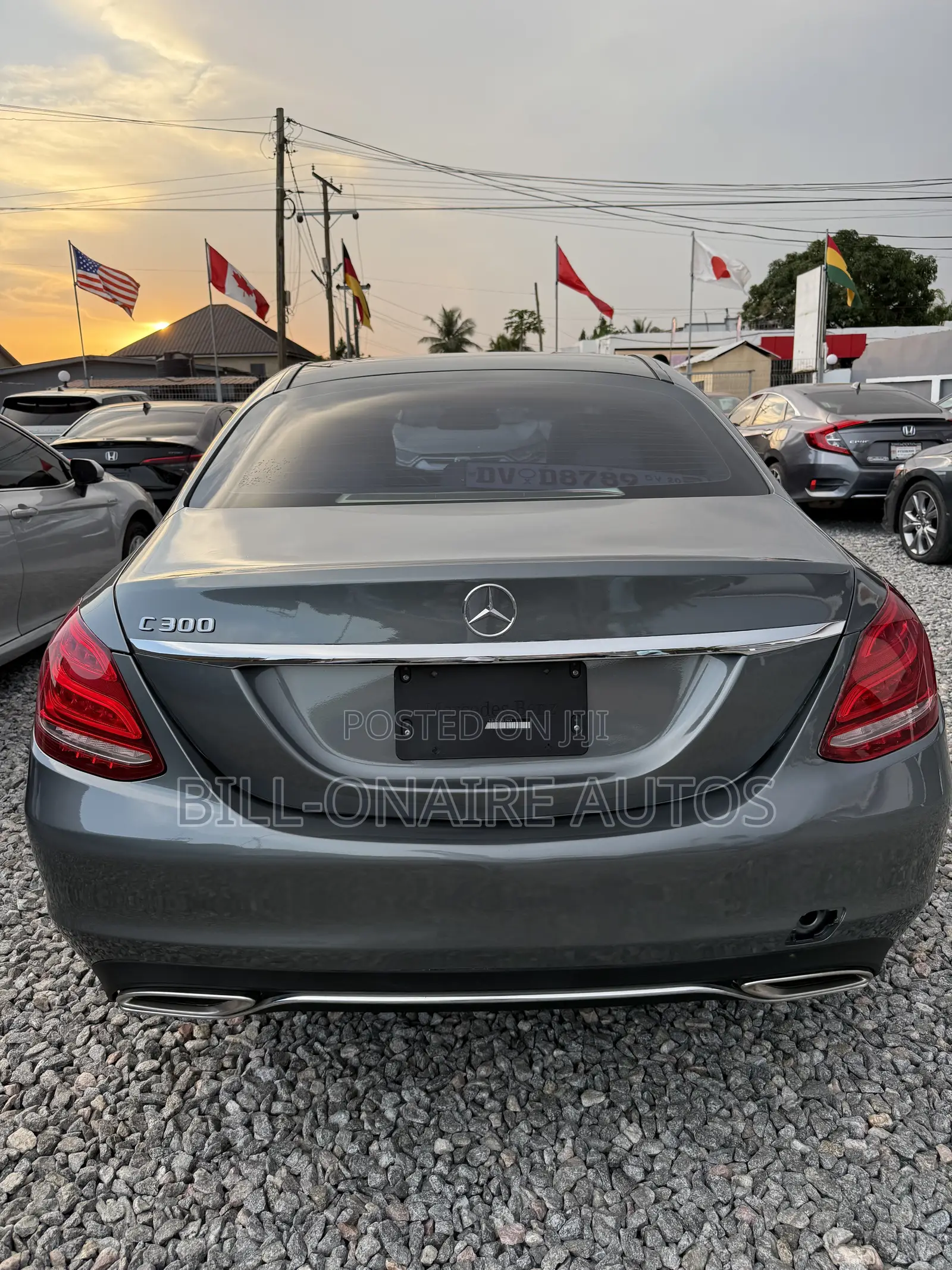 Mercedes-Benz C300 Base Sedan RWD (2.0L 4cyl 7A) 2017 Gray