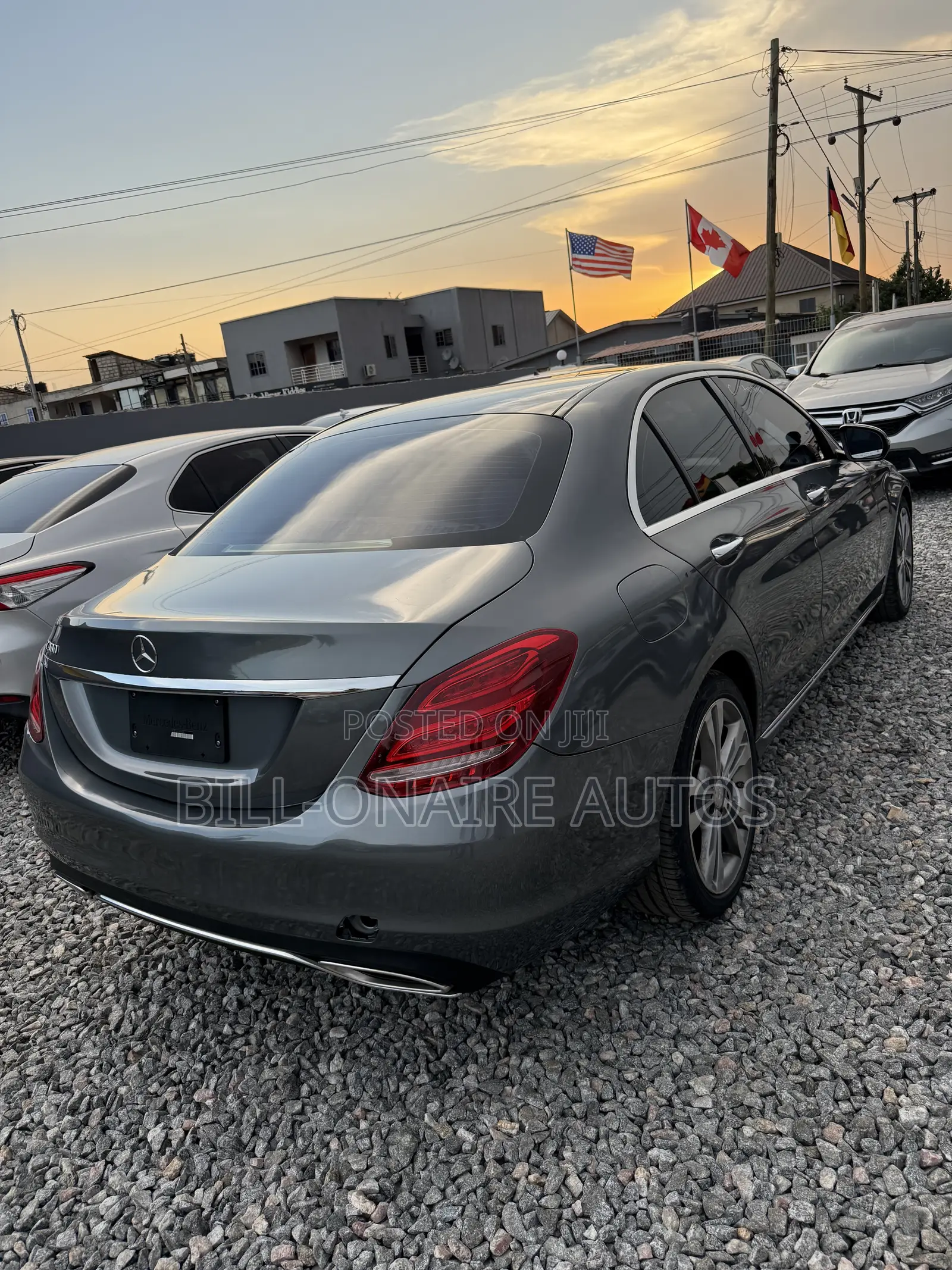 Mercedes-Benz C300 Base Sedan RWD (2.0L 4cyl 7A) 2017 Gray