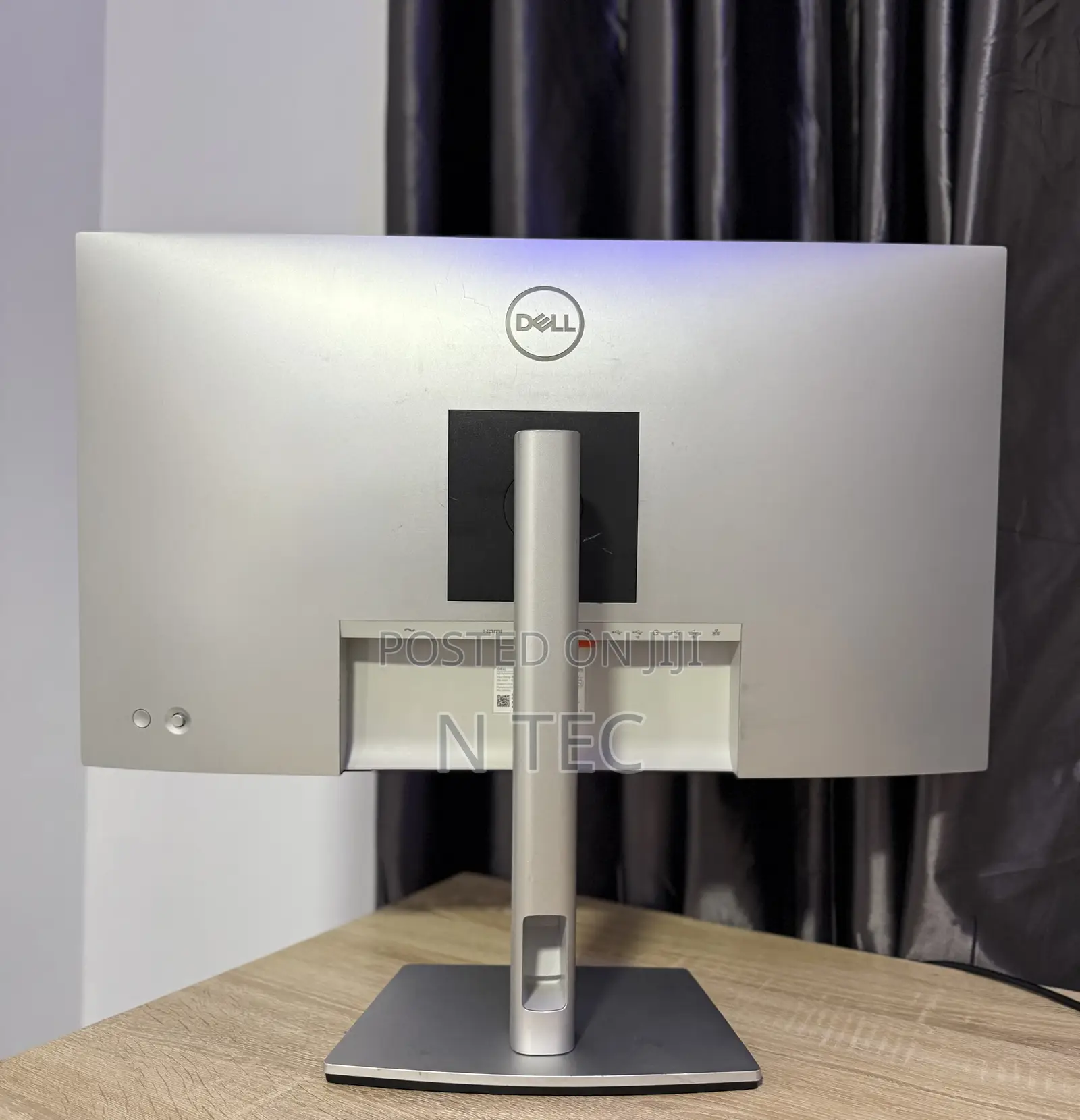 Dell U2722de 27" QHD (2560 X 1440) Type-C Ips Ultrasharp Led Monitor