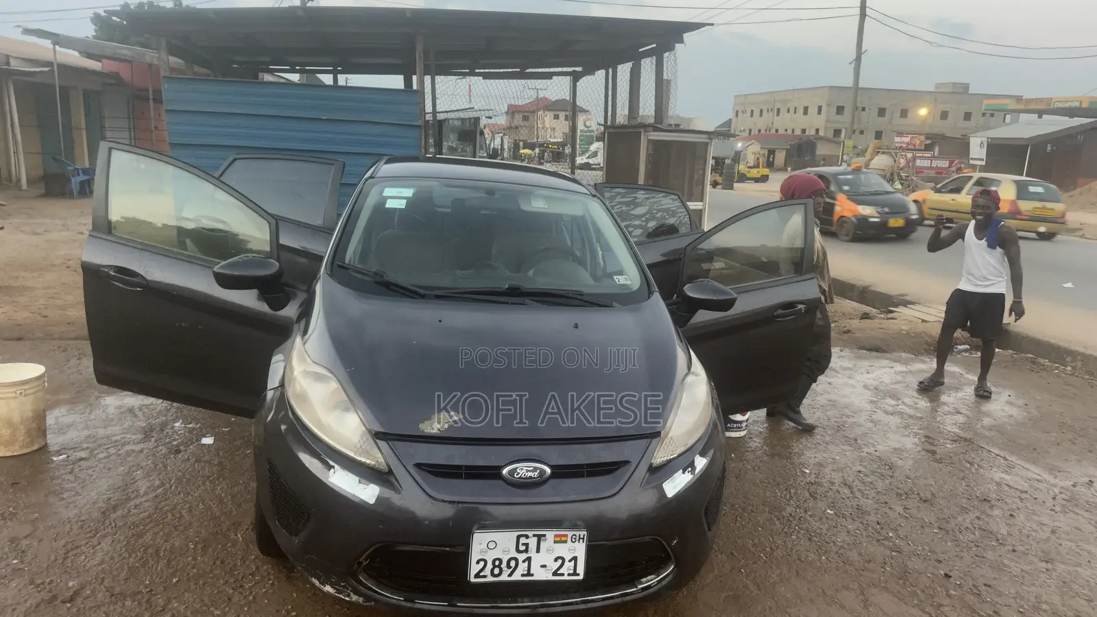 Ford Fiesta SE Hatchback 2012 Gray