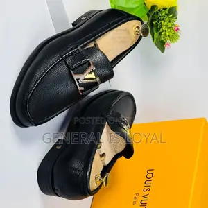 Louis Vuitton Black Classy Textured Leather Men's Dress Loafers