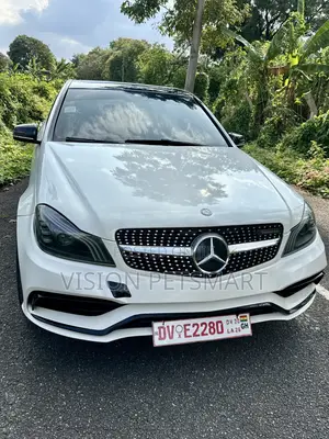 Mercedes-Benz C250 2014 White