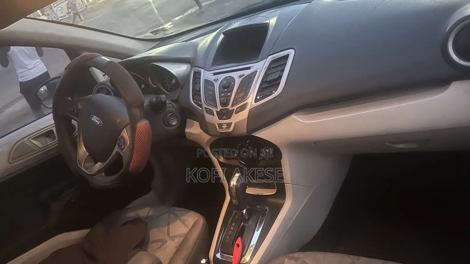 Ford Fiesta SE Hatchback 2012 Gray