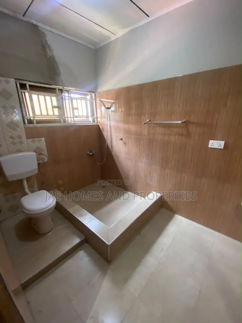 2bdrm Apartment in Sowutwuom for rent