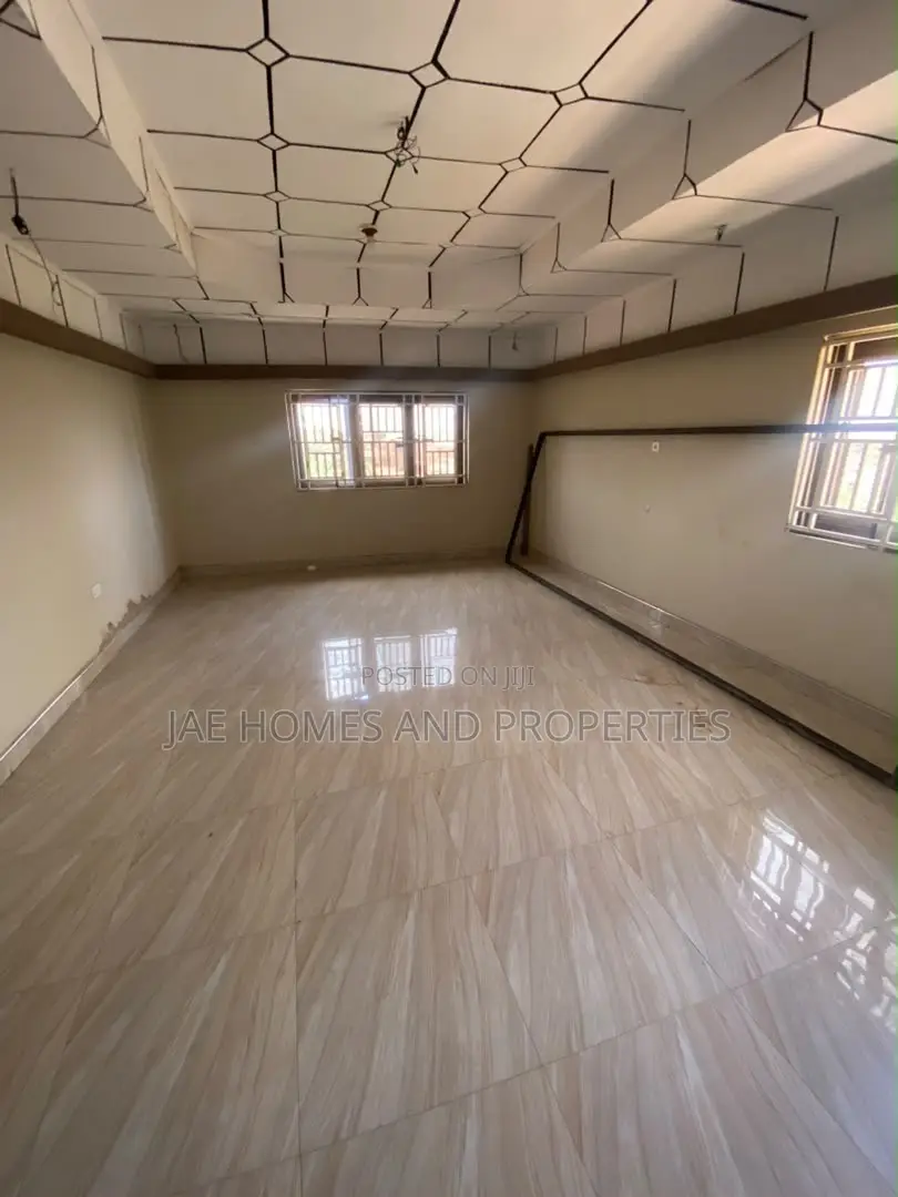 2bdrm Apartment in Sowutwuom for rent