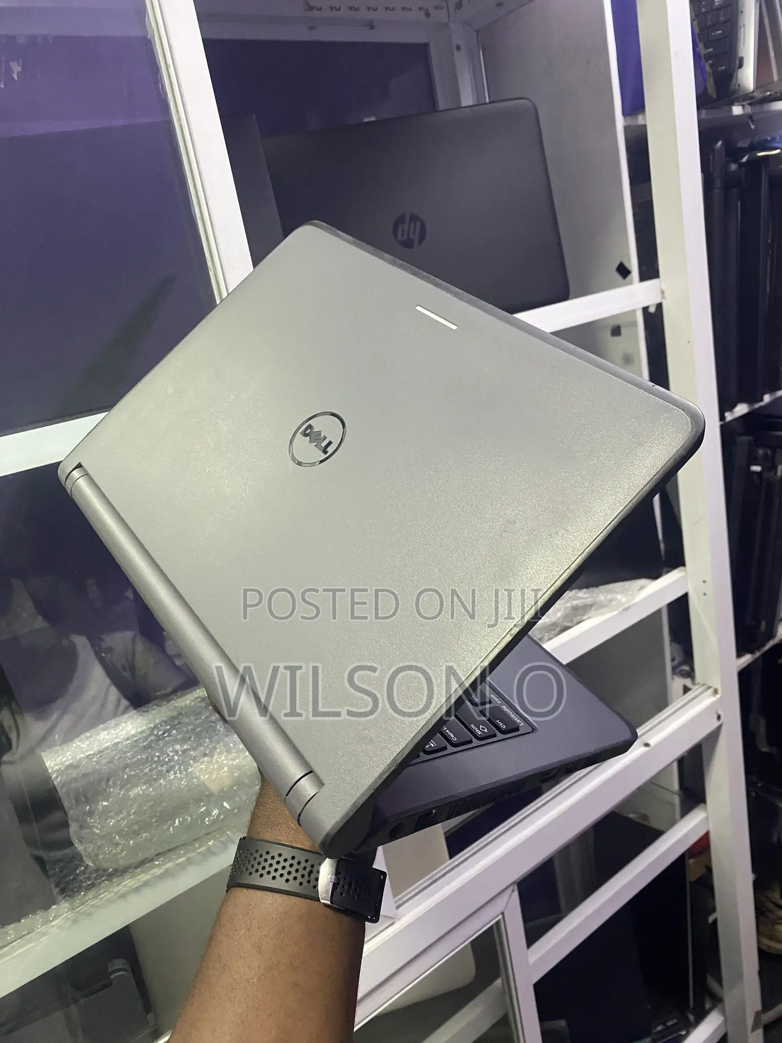 Laptop Dell Latitude 3350 8GB Intel Pentium HDD 320GB