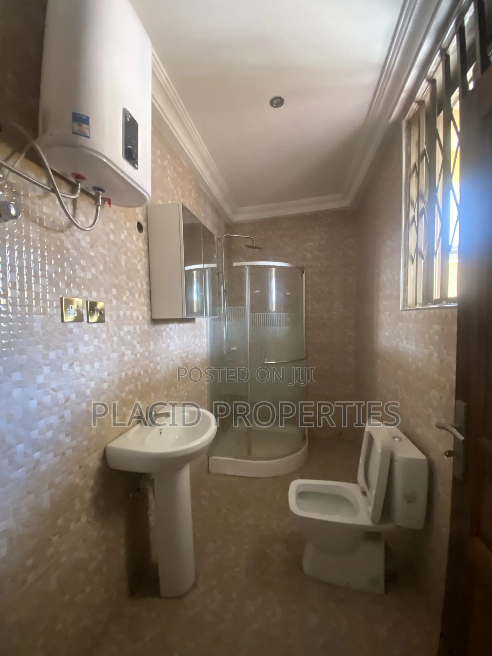 2bdrm Apartment in East Legon for rent