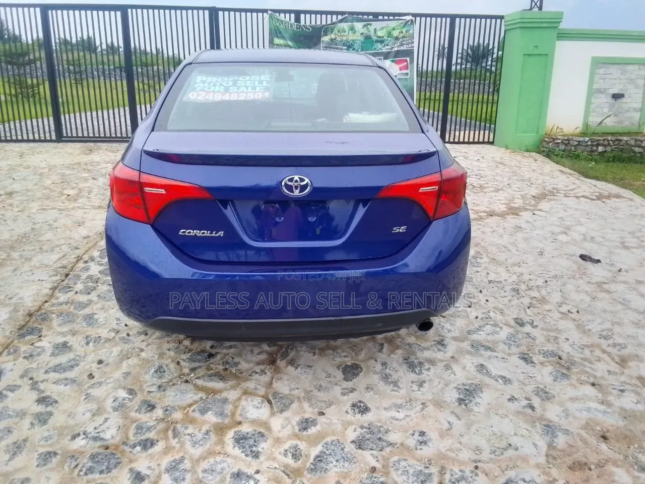 Toyota Corolla SE Special Edition 4dr Sedan (1.8L 4cyl CVT) 2017 Blue