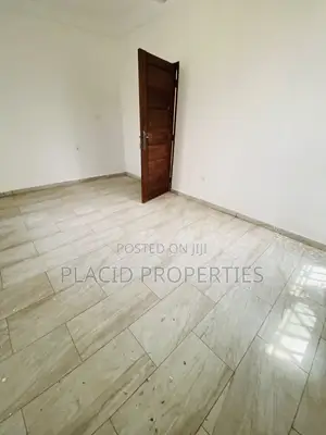 2bdrm Apartment in Lakeside Estate for rent