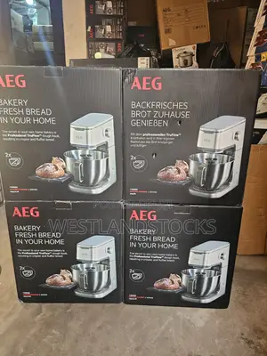 AEG 7 Series UltraMix Stand Mixer