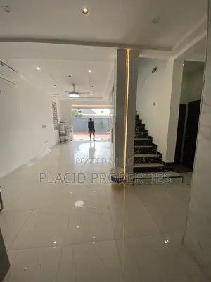 4bdrm Townhouse / Terrace in Lapaz Estate for rent