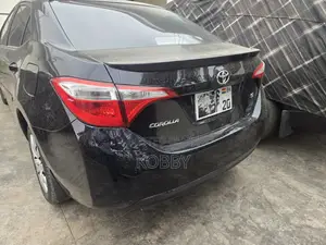 Toyota Corolla S 4dr Sedan (1.8L 4cyl CVT) 2014 Black