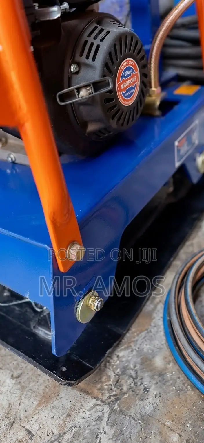 127KG Heavy Duty Gasoline Plate Compactor - WPA2A125