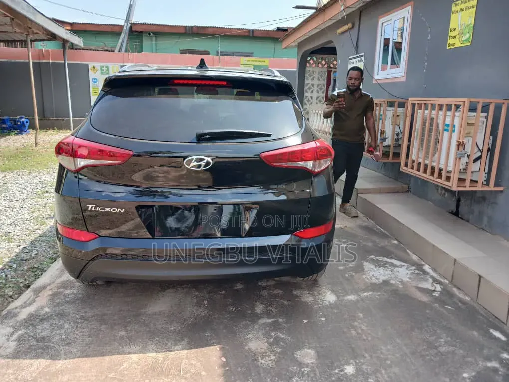 Hyundai Tucson SE AWD 2018 Black