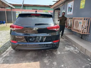 Hyundai Tucson SE AWD 2018 Black