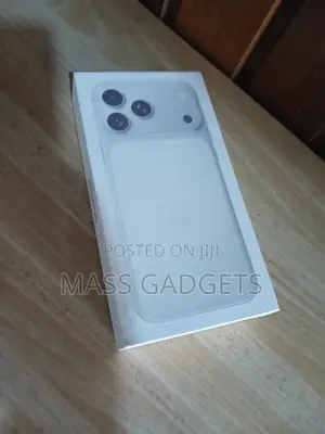 New Apple iPhone 17 Pro Max 1 TB Silver