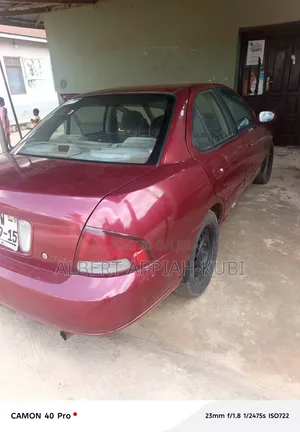 Nissan Sentra 2003 Red