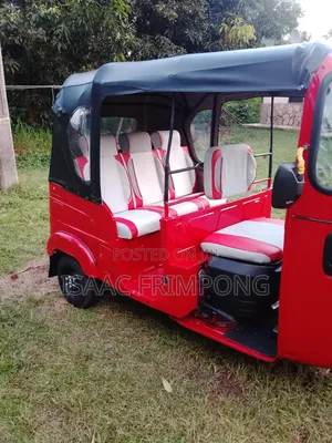 Bajaj RE 2024 Red