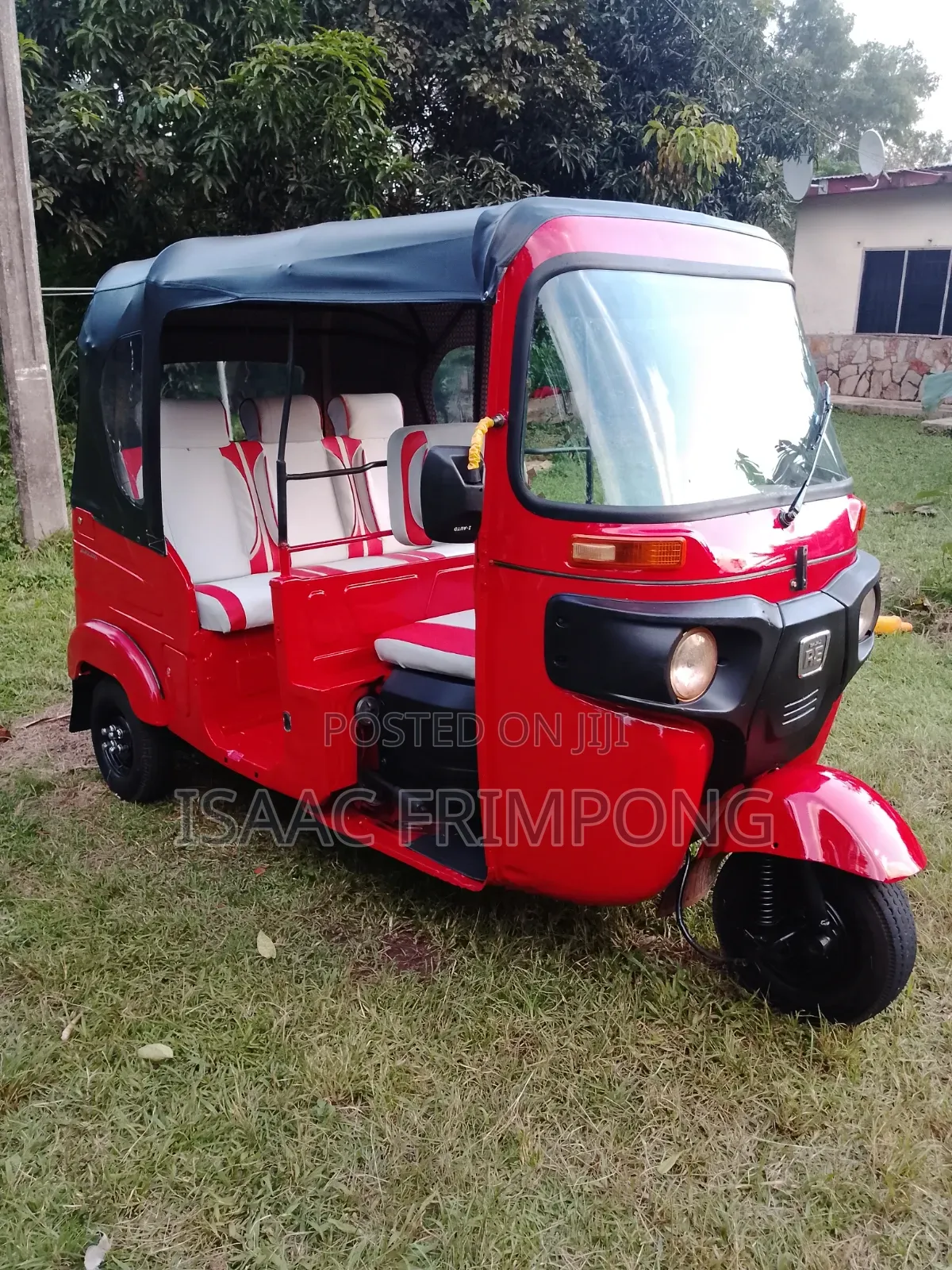 Bajaj RE 2024 Red