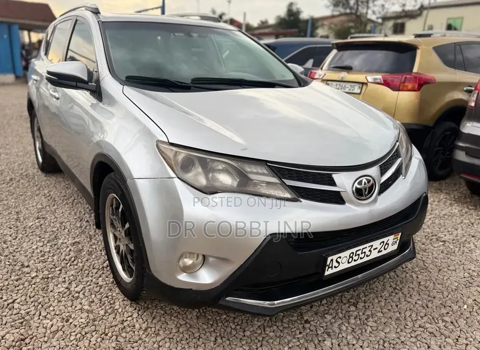 Toyota RAV4 LE 4dr SUV AWD (2.5L 4cyl 6A) 2014 Silver