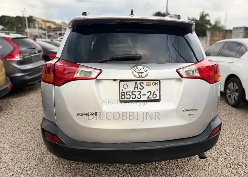 Toyota RAV4 LE 4dr SUV AWD (2.5L 4cyl 6A) 2014 Silver