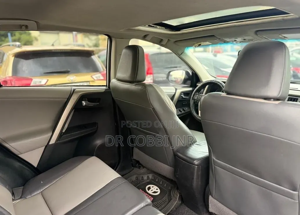 Toyota RAV4 LE 4dr SUV AWD (2.5L 4cyl 6A) 2014 Silver